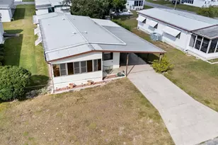 36827 Grace Ave, Zephyrhills, FL 33542 - Photo 23