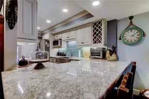 433 Paula Dr S, Dunedin, FL 34698 - Photo 11