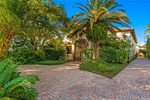 4803 W Woodmere Rd, Tampa, FL 33609 - Photo 3