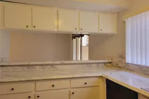 9209 Seminole Blvd, Seminole, FL 33772 - Photo 11