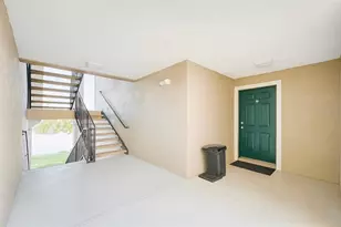 18106 Peregrines Perch Pl, Lutz, FL 33558 - Photo 3