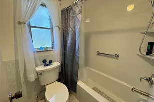 1048 Porpoise Rd, Venice, FL 34293 - Photo 21