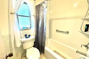 1048 Porpoise Rd, Venice, FL 34293 - Photo 25