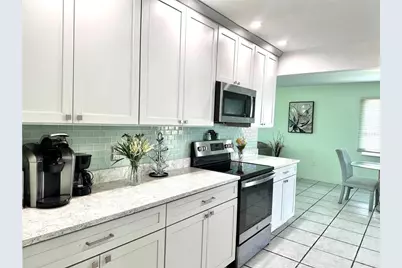 1048 Porpoise Road, Venice, FL 34293 - Photo 3