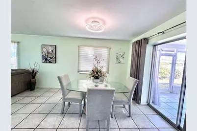 1048 Porpoise Road, Venice, FL 34293 - Photo 5