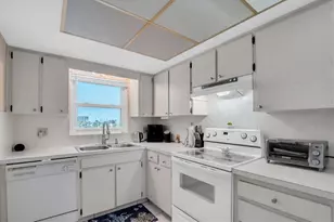 5575 Gulf Blvd, Saint Pete Beach, FL 33706 - Photo 13