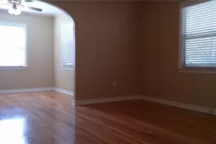 10007 N Edison Ave, Tampa, FL 33612 - Photo 3