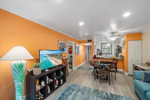 257 Sherwood Dr, Bradenton, FL 34210 - Photo 5