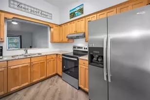1890 Wolford Rd, Clearwater, FL 33760 - Photo 19