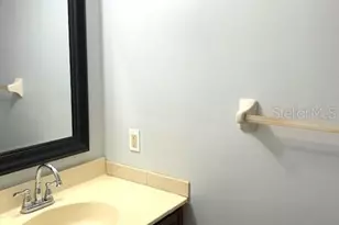 5100 Burchette Rd, Tampa, FL 33647 - Photo 9