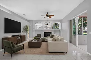 2243 Eagle Bluff Dr, Valrico, FL 33596 - Photo 27