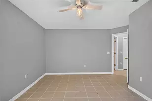 2243 Eagle Bluff Dr, Valrico, FL 33596 - Photo 31