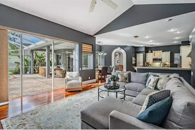 10552 Greencrest Drive, Tampa, FL 33626 - Photo 7