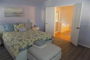 923 Hunter Ln, Tarpon Springs, FL 34689 - Photo 15