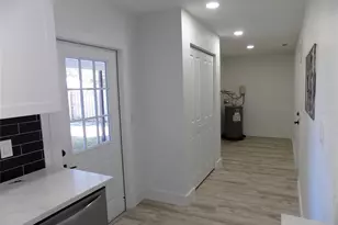 1802 Chinaberry Dr, Oldsmar, FL 34677 - Photo 25