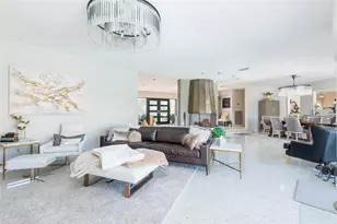 4913 58th Ave S, Saint Petersburg, FL 33715 - Photo 11