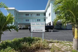 8200 Bayshore Dr, Treasure Island, FL 33706 - Photo 23