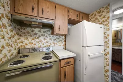 8200 Bayshore Drive #9, Treasure Island, FL 33706 - Photo 15