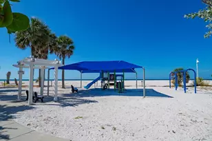 8200 Bayshore Dr, Treasure Island, FL 33706 - Photo 27