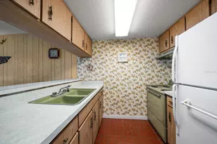 8200 Bayshore Dr, Treasure Island, FL 33706 - Photo 11