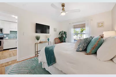 5102 Coquina Key Drive SE #D, Saint Petersburg, FL 33705 - Photo 21