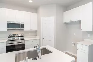 31612 Elkridge Dr, Sorrento, FL 32776 - Photo 9