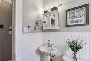906 E Hamilton Ave, Tampa, FL 33604 - Photo 23