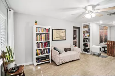 162 SE Lincoln Circle N, Saint Petersburg, FL 33703 - Photo 13
