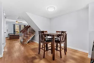 8704 Liberty Pl, Tampa, FL 33615 - Photo 5