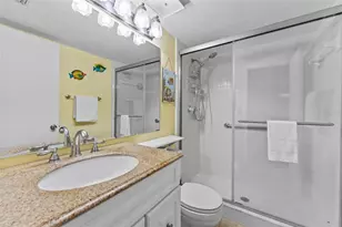 3232 Lake Pine Way E, Tarpon Springs, FL 34688 - Photo 19