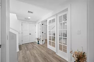 2813 Kipps Colony Dr S, Saint Petersburg, FL 33707 - Photo 35