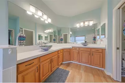 1507 Mira Lago Circle, Ruskin, FL 33570 - Photo 31