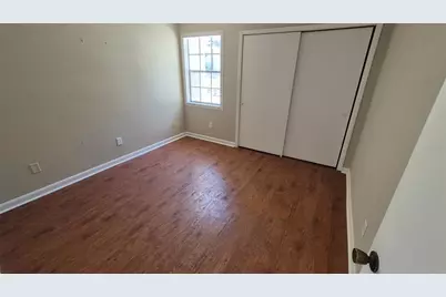 3815 N Oak Dr #G11, Tampa, FL 33611 - Photo 9