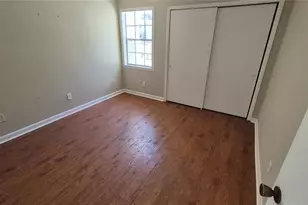 3815 N Oak Dr, Tampa, FL 33611 - Photo 9