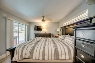912 SE 24th Ave, Cape Coral, FL 33990 - Photo 13