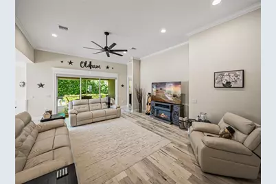 8152 Lake James Drive, Lakeland, FL 33810 - Photo 15