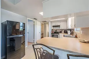 208 S Canal St, Ruskin, FL 33570 - Photo 7