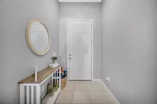 8512 Orchard Grass St, Wesley Chapel, FL 33544 - Photo 3