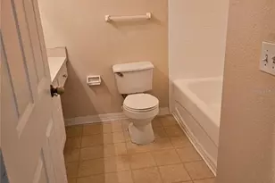 18001 Richmond Pl Dr, Tampa, FL 33647 - Photo 17