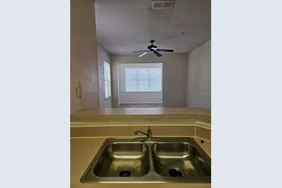 18001 Richmond Place Drive #517, Tampa, FL 33647 - Photo 5