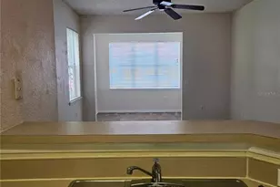 18001 Richmond Pl Dr, Tampa, FL 33647 - Photo 5