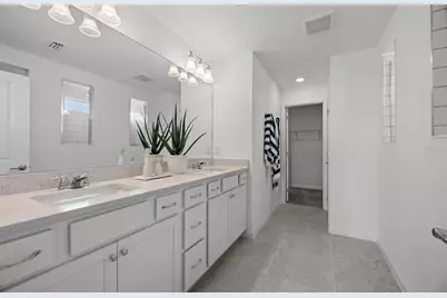 10798 Sun Drop Street, Venice, FL 34293 - Photo 11