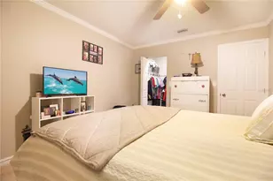5530 80th St N, Saint Petersburg, FL 33709 - Photo 13
