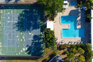 5530 80th St N, Saint Petersburg, FL 33709 - Photo 21