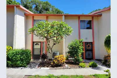 1635 58th Terrace S #4, Saint Petersburg, FL 33712 - Photo 1