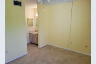 1635 58th Terrace S #4, Saint Petersburg, FL 33712 - Photo 15