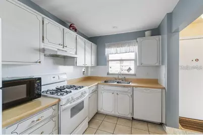 5521 80th Street N #503, Saint Petersburg, FL 33709 - Photo 7