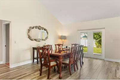 2217 65th Place N, Saint Petersburg, FL 33702 - Photo 7