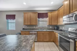 9804 Carr Rd, Riverview, FL 33569 - Photo 11