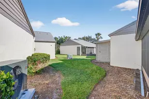 321 Windrush Loop, Tarpon Springs, FL 34689 - Photo 37